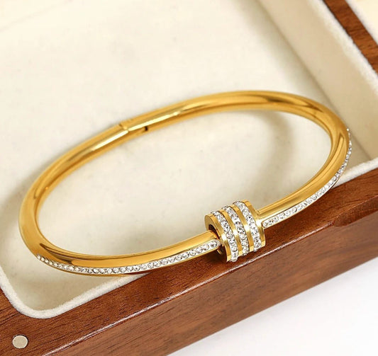 Gold Crystal Lock Bangle - Bracelet - 18k Gold Plated Waterproof Jewellery - Collection 9