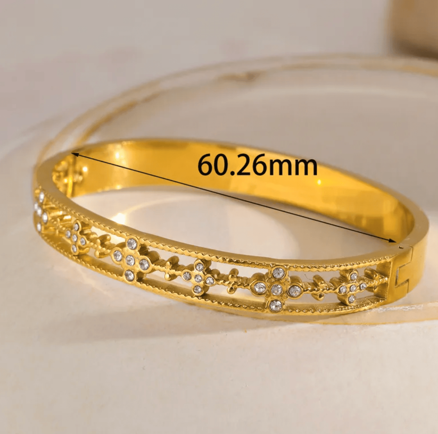 Gold Crystal White stone Bangle - Bracelets - 18k Gold Plated Waterproof Jewellery - Collection 9
