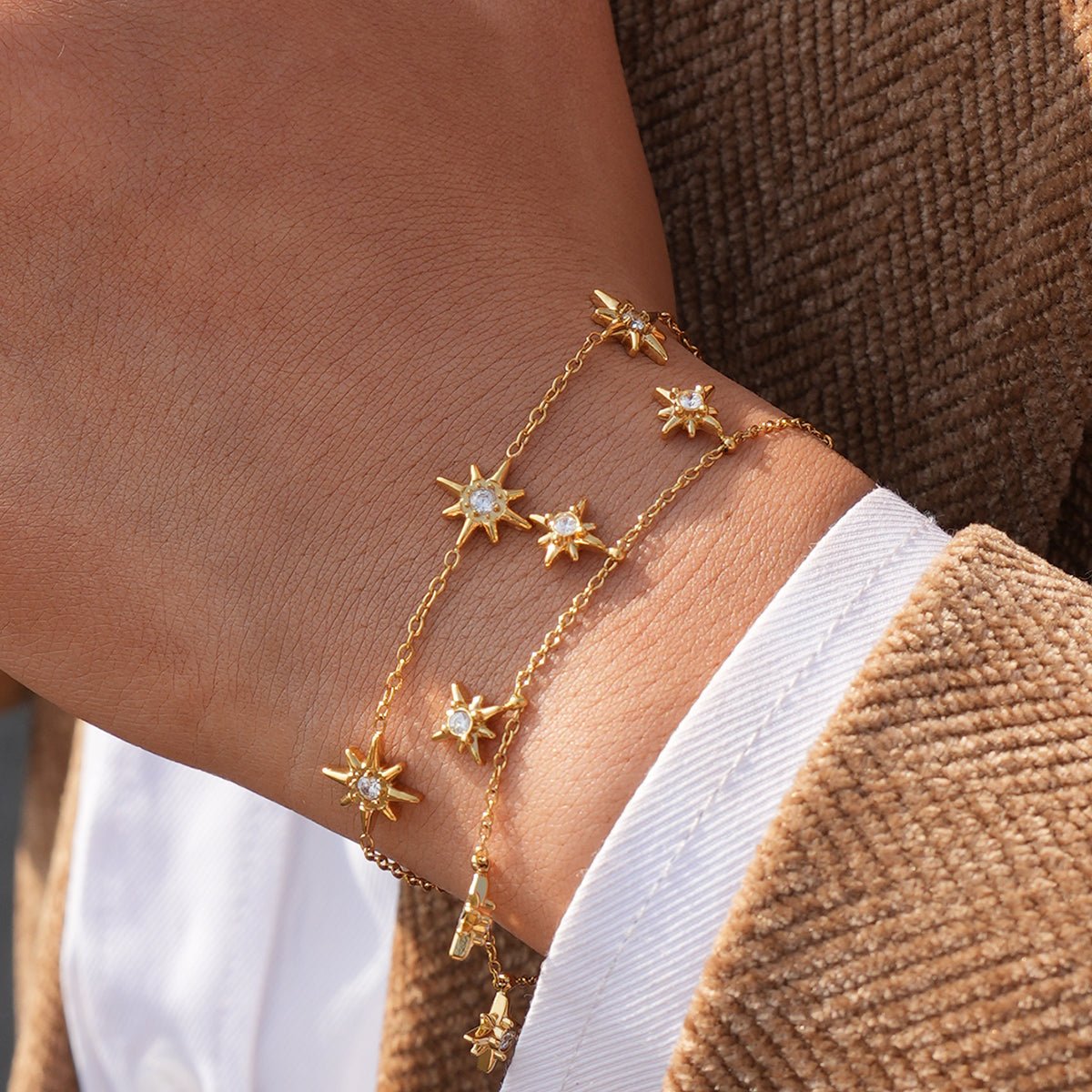 Gold Crystal Zircon Starburst Charm Cable Chain Bracelet - Bracelets - 18k Gold Plated Waterproof Jewellery - Collection 9