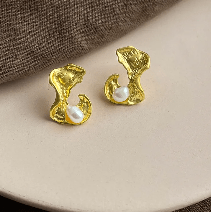 Gold Freshwater Pearl Stud Earrings - - 18k Gold Plated Waterproof Jewellery - Collection 9