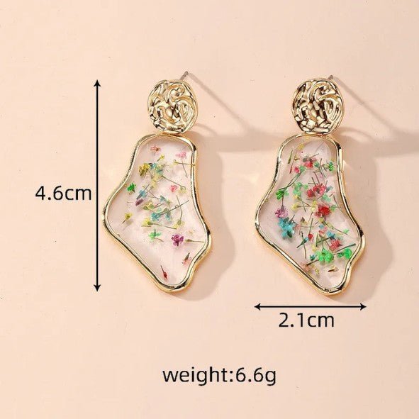 Gold Hammered Dried Flower Resin Drop Earrings - Drop Earrings - 18k Gold Plated Waterproof Jewellery - Collection 9