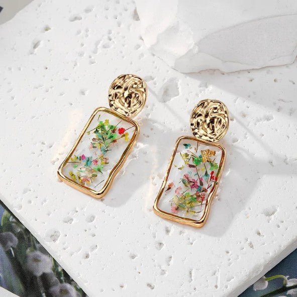Gold Hammered Dried Flower Resin Drop Earrings - Drop Earrings - 18k Gold Plated Waterproof Jewellery - Collection 9