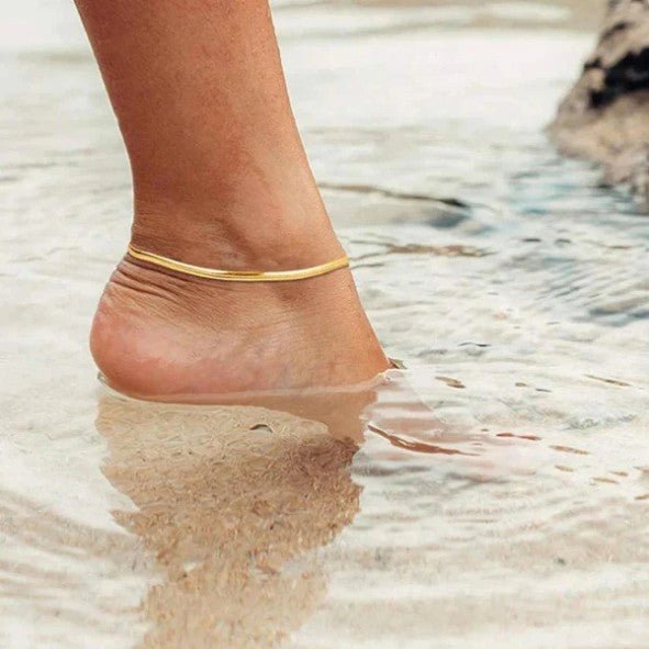 Gold Herringbone Flat Chain Anklet - Anklets - 18k Gold Plated Waterproof Jewellery - Collection 9