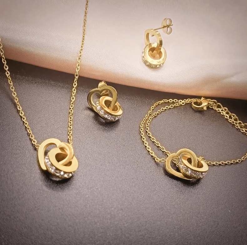 Gold Interlocking Circle Crystal Jewelry Set - - 18k Gold Plated Waterproof Jewellery - Collection 9