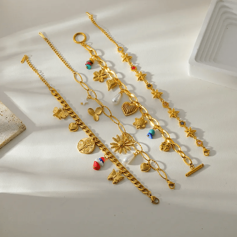 Gold Ocean Pearl Charm Toggle Bracelet - Jewelry - 18k Gold Plated Waterproof Jewellery - Collection 9