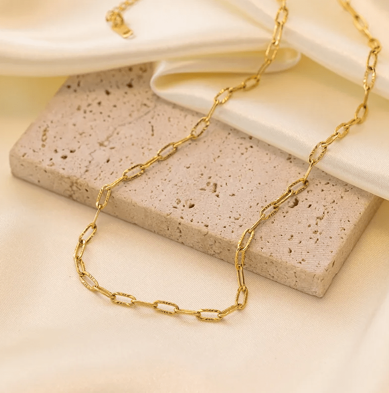 Gold Oval Geometric Link Chain - Necklace - 18k Gold Plated Waterproof Jewellery - Collection 9
