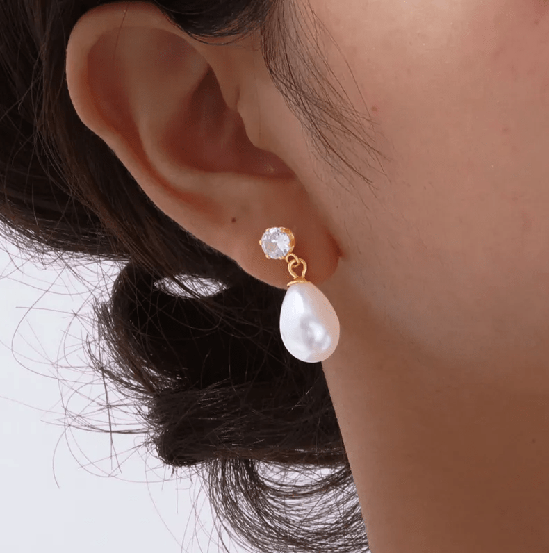 Gold Pearl Crystal Earrings - Earrings - 18k Gold Plated Waterproof Jewellery - Collection 9