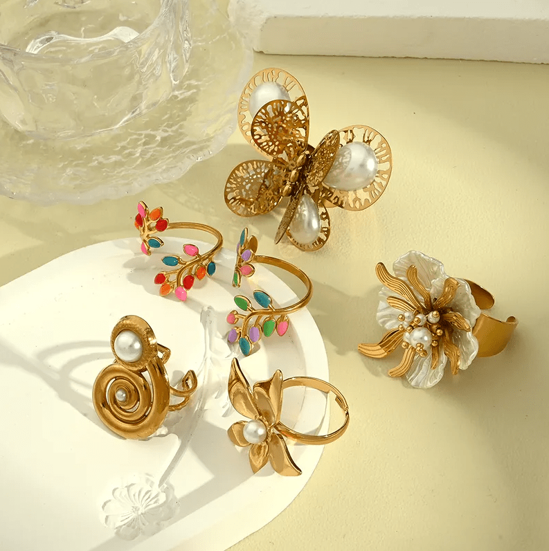 Gold Pearl Flower Ring - Jewelry - 18k Gold Plated Waterproof Jewellery - Collection 9