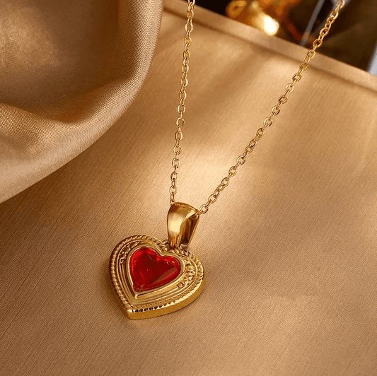 Gold Red Heart Pendant Necklace - Necklace - 18k Gold Plated Waterproof Jewellery - Collection 9
