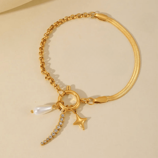 Gold Star Pearl Charm Bracelet - Bracelet - 18k Gold Plated Waterproof Jewellery - Collection 9