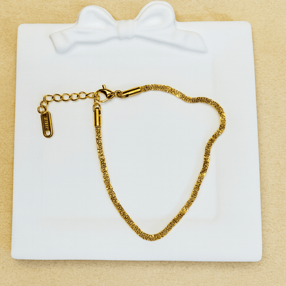 Gold Textured Chain Bracelet - Jewelry - 18k Gold Plated Waterproof Jewellery - Collection 9