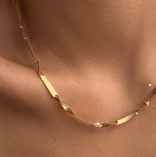 Gold Twisted Herringbone Chain - Necklace - 18k Gold Plated Waterproof Jewellery - Collection 9