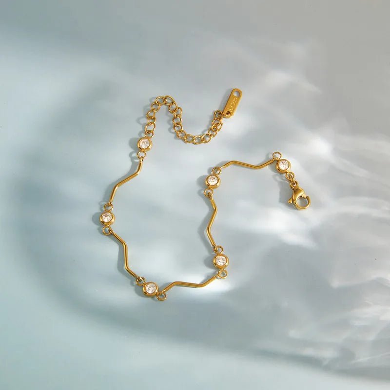 Gold Wave Link Zircon Station Bracelet - Bracelets - 18k Gold Plated Waterproof Jewellery - Collection 9