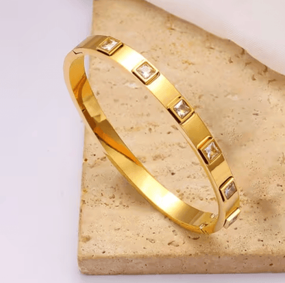 Gold Zircon Square Bangle - Bracelets - 18k Gold Plated Waterproof Jewellery - Collection 9