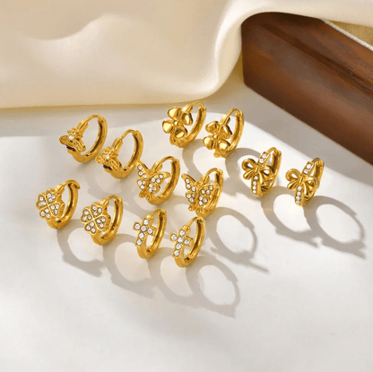 Golden Clover Huggie Earrings - Earrings - 18k Gold Plated Waterproof Jewellery - Collection 9