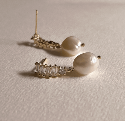 Golden Crystal Bar Freshwater Pearl Stud Earrings - - 18k Gold Plated Waterproof Jewellery - Collection 9