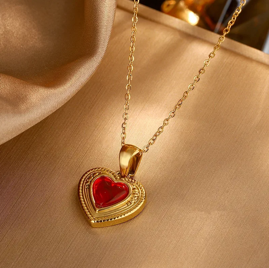 Gold Red Heart Pendant Necklace - Necklace - 18k Gold Plated Waterproof Jewellery - Collection 9