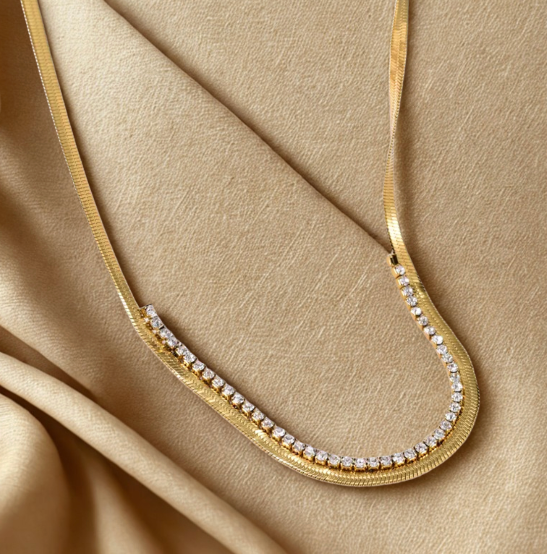 Gold Herringbone Chain with Crystal Accents - Necklace - 18k Gold Plated Waterproof Jewellery - Collection 9