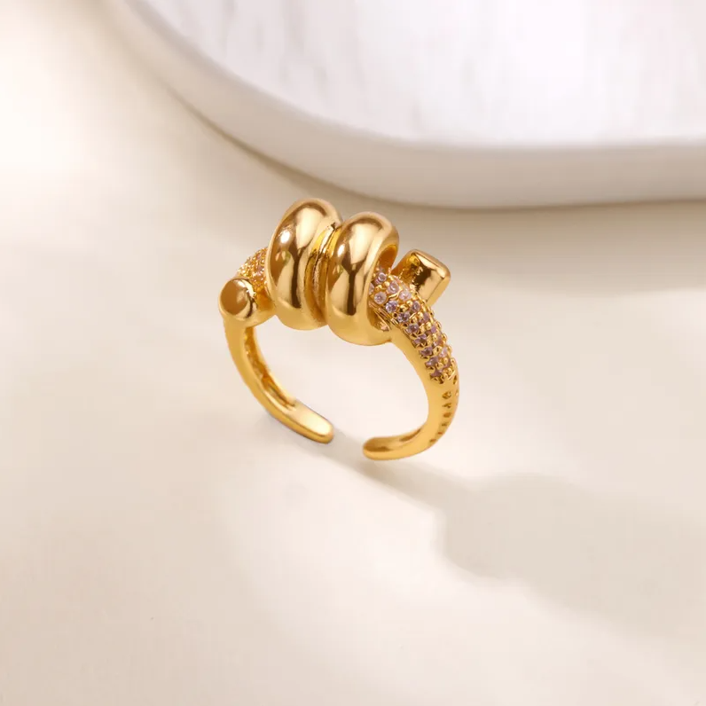 Gold Crystal Spiral Ring - Rings - 18k Gold Plated Waterproof Jewellery - Collection 9