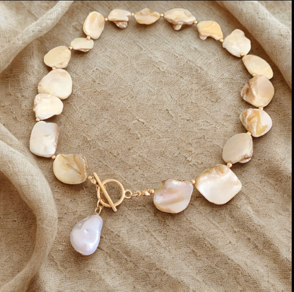 Shell Statement Necklace - - 18k Gold Plated Waterproof Jewellery - Collection 9