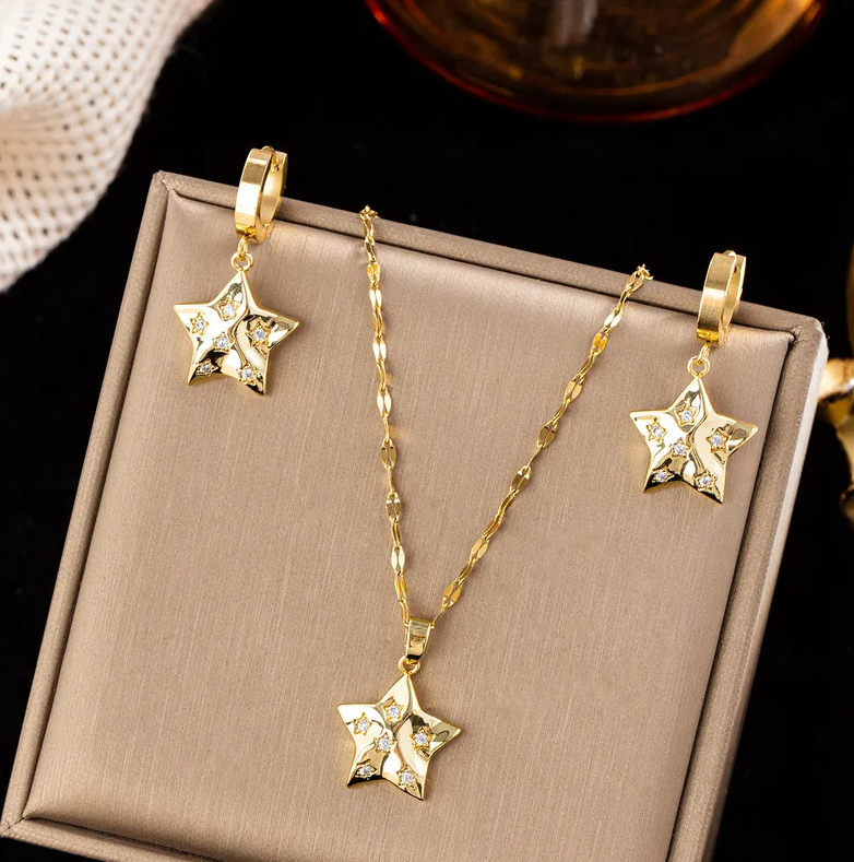 Gold Star Crystal Jewellery Set - Jewellery Set - 18k Gold Plated Waterproof Jewellery - Collection 9