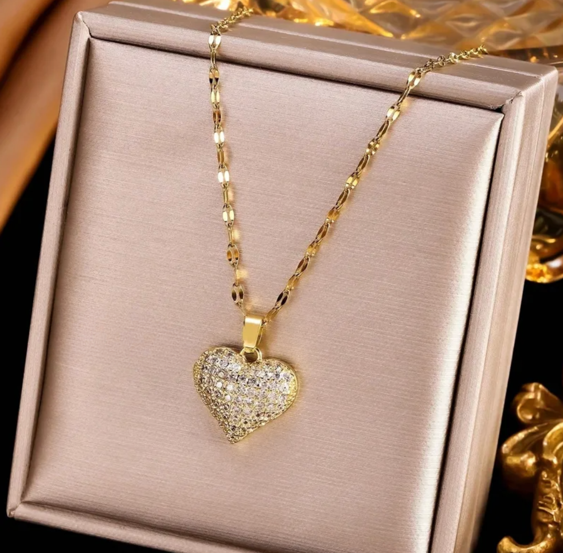 Gold Sparkle Heart Jewellery Set - Jewellery Set - 18k Gold Plated Waterproof Jewellery - Collection 9