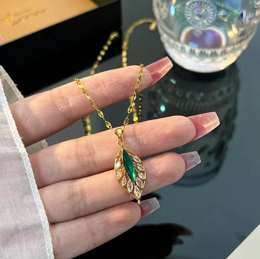 Gold Emerald Green Leaf Jewellery Set - Jewellery Set - 18k Gold Plated Waterproof Jewellery - Collection 9