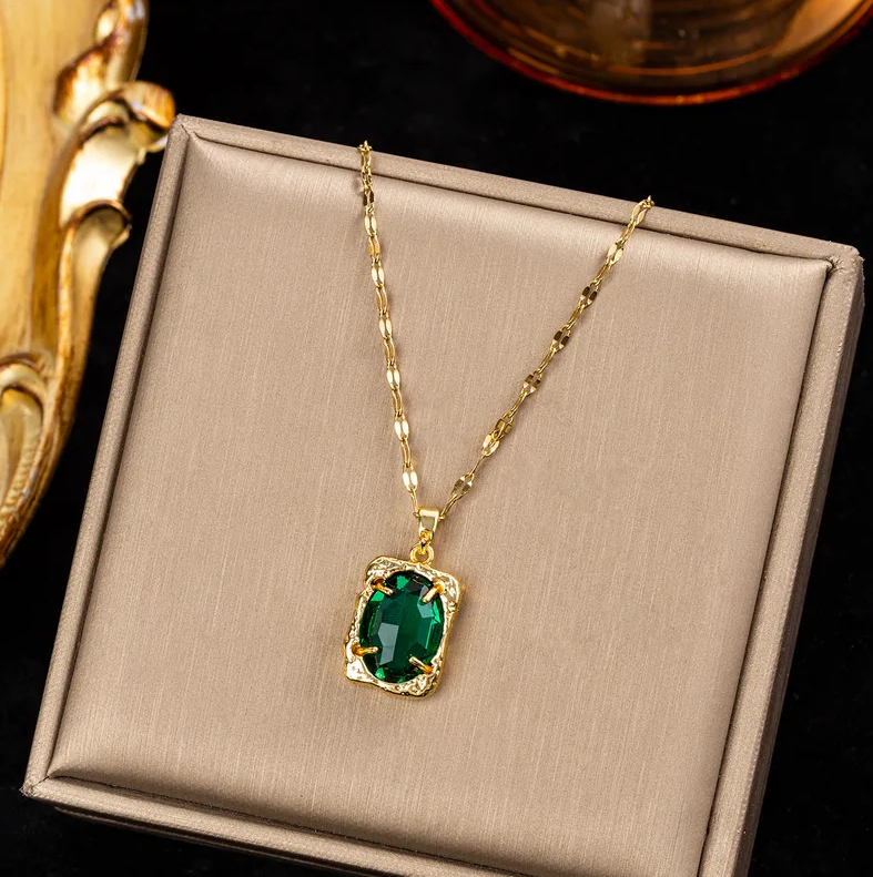 Gold Emerald Green Vintage Jewellery Set - Jewellery Set - 18k Gold Plated Waterproof Jewellery - Collection 9