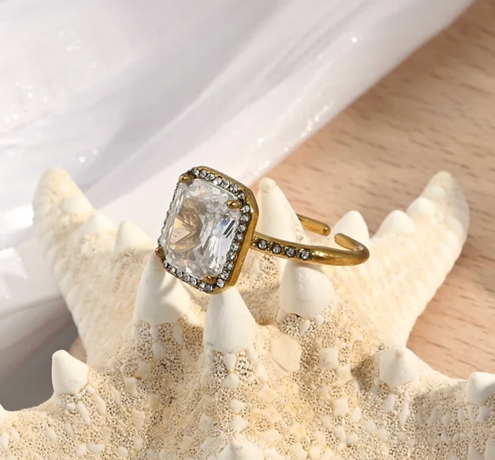 Square Rhinestone Ring - Jewelry - 18k Gold Plated Waterproof Jewellery - Collection 9