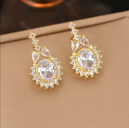 Gold Vintage White Crystal Jewellery Set - Jewellery Set - 18k Gold Plated Waterproof Jewellery - Collection 9